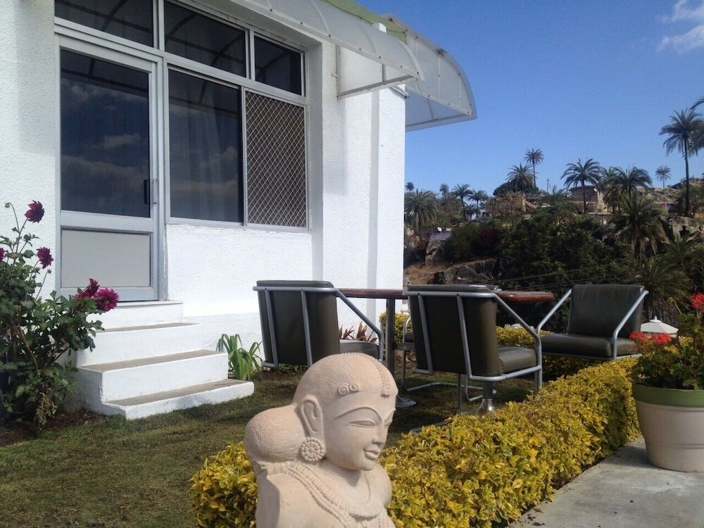 Фото Hotel Karnavati