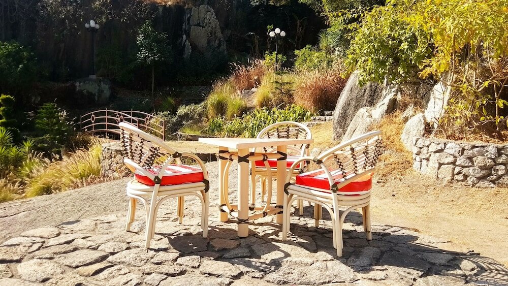 Фото Hotel Karnavati