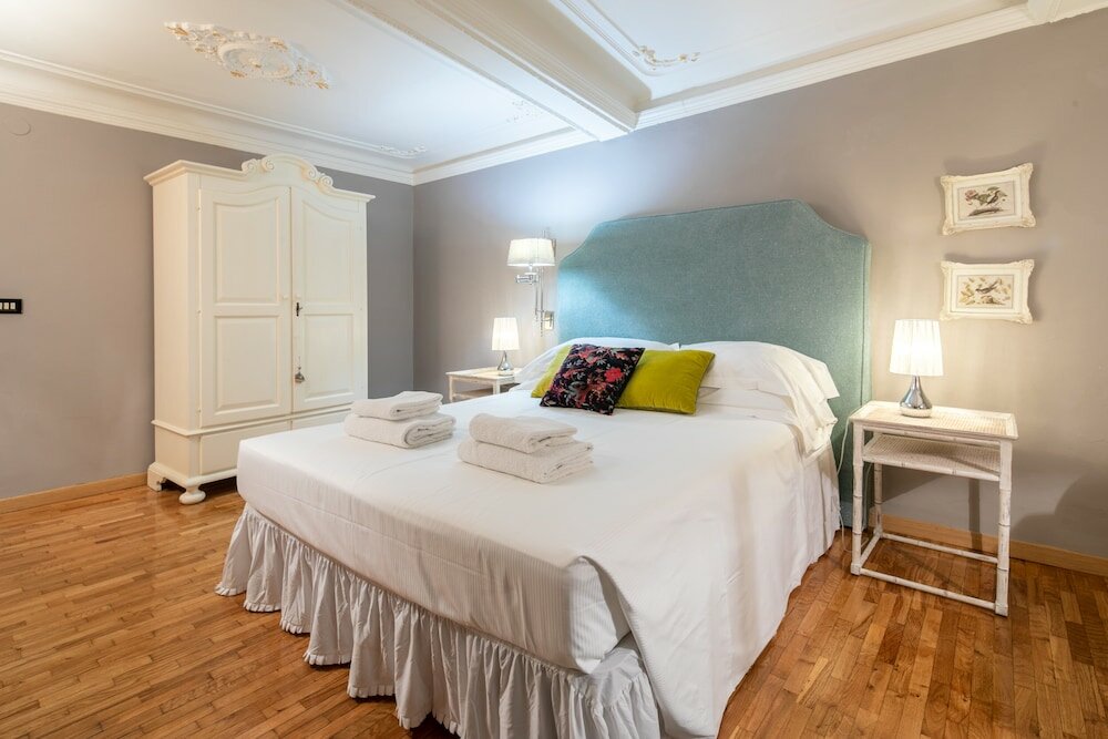 Фото Uffizi Romantic Flat by Mmega