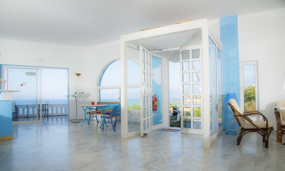 Фото Arlen Beach Hotel