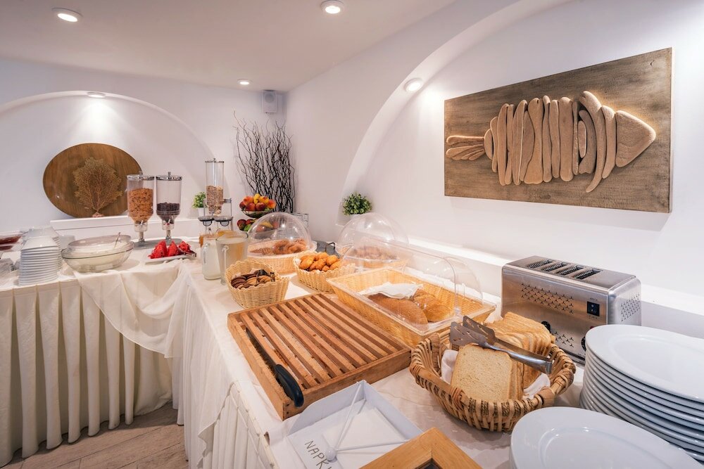 Фото Aspalathras White Hotel