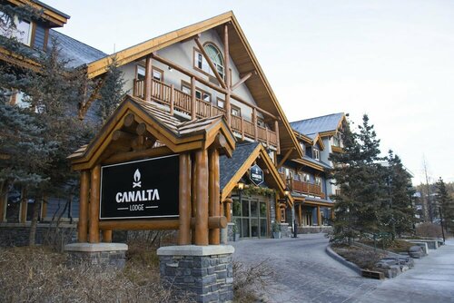 Внешний вид отеля Canalta Lodge в Банфе, фото 1