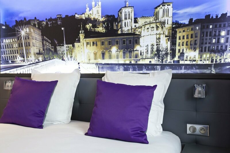 Гостиница Hotel des Savoies Lyon Perrache в Лионе