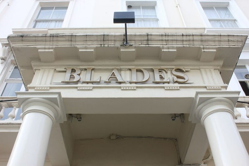 Гостиница Blades Hotel в Лондоне