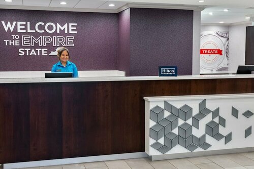 Гостиница Hampton Inn & Suites Buffalo Downtown