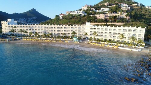 Гостиница Belair Beach Hotel в Синт-Мартене