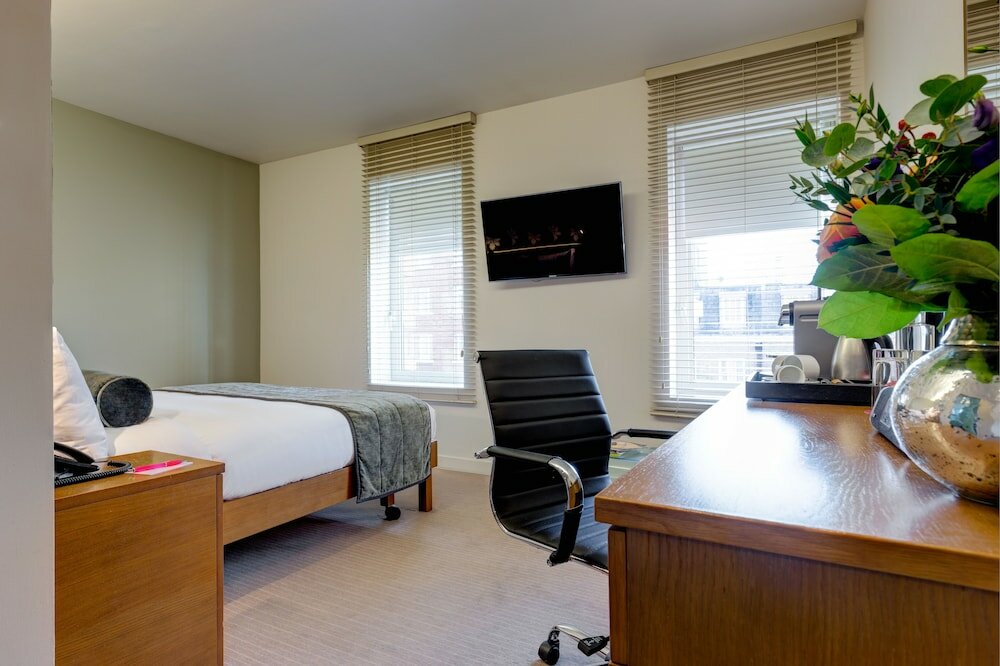 Фото Ambassadors Bloomsbury