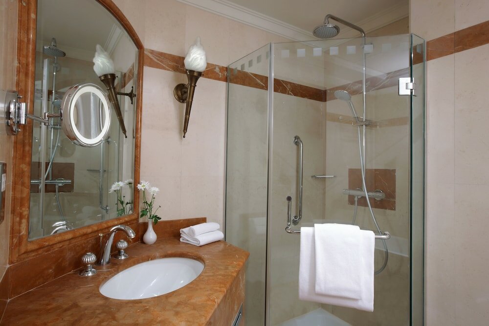 Фото Hilton Beirut Metropolitan Palace