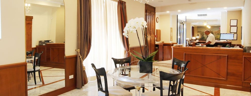 Фото Hotel Traiano
