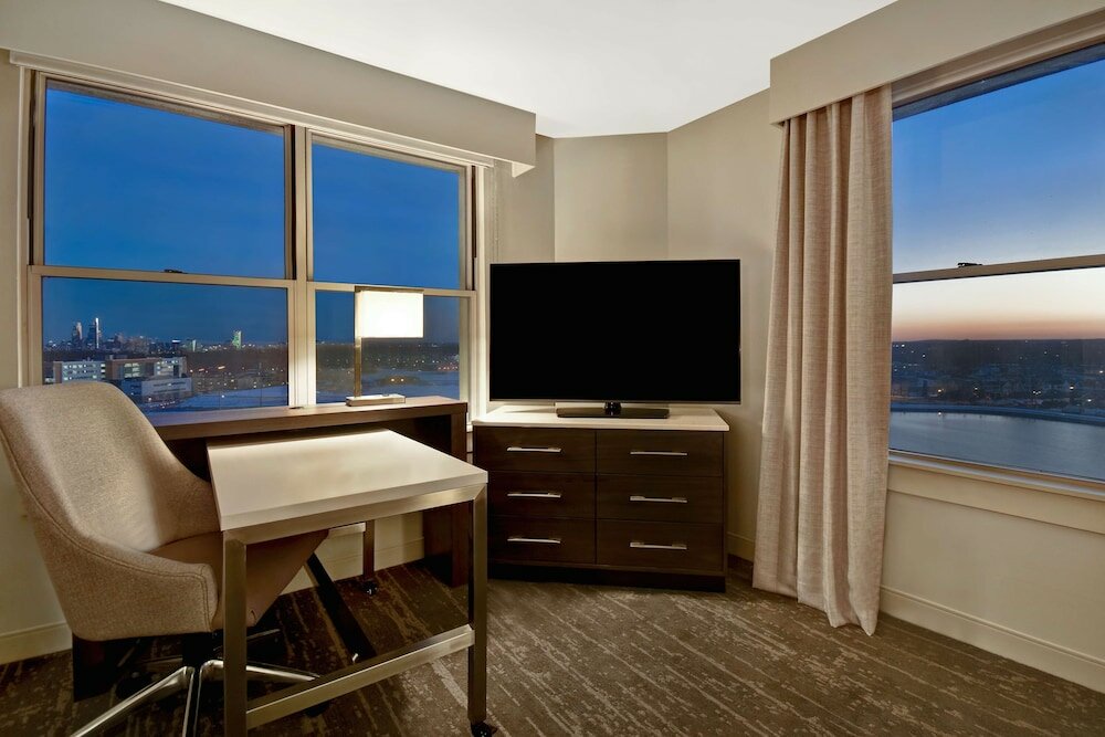 Фото Homewood Suites by Hilton Philadelphia - City Avenue