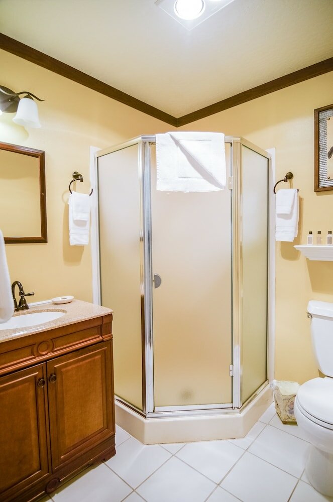 Фото Campbell House Inn