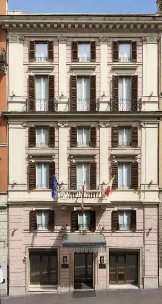 Фото Hotel Stendhal and Luxury Suites 