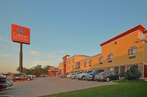 Гостиница Comfort Suites Fairgrounds West