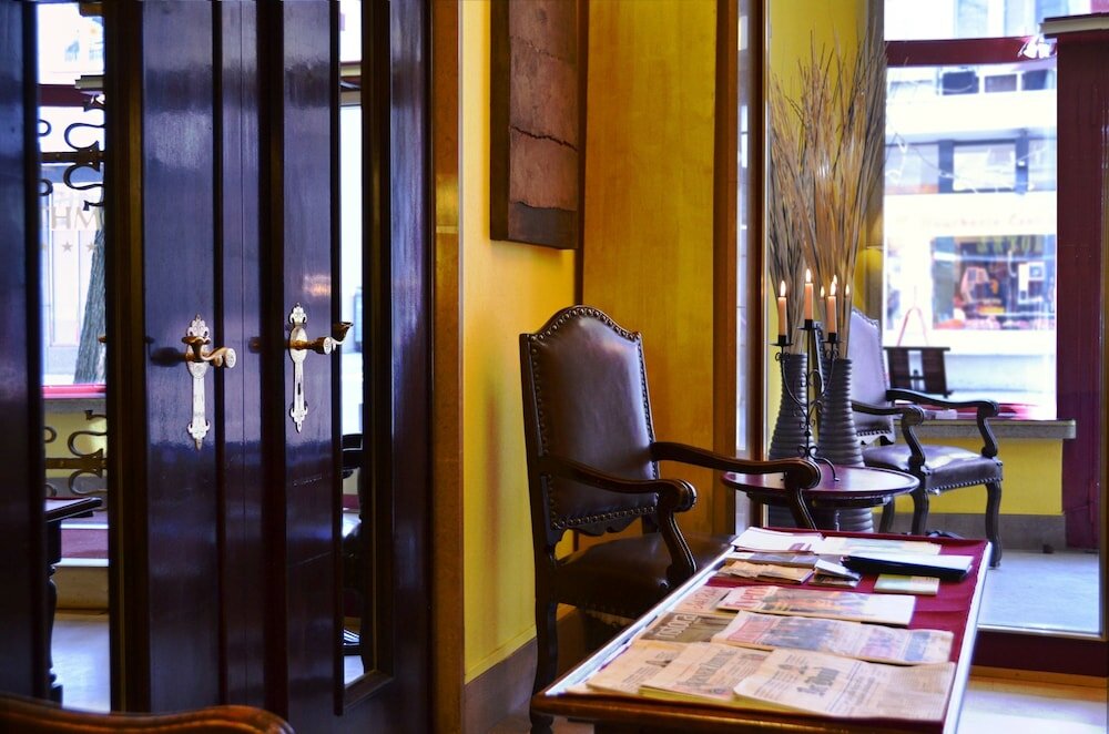 Фото Athmos Hotel