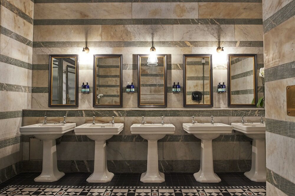 Фото Principal York