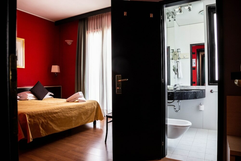 Фото Hotel Berlino Milano