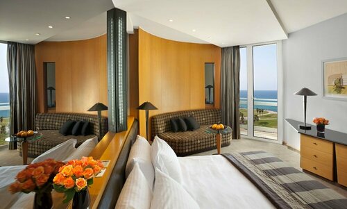 Гостиница Dan Panorama Tel Aviv Hotel в Тель-Авиве