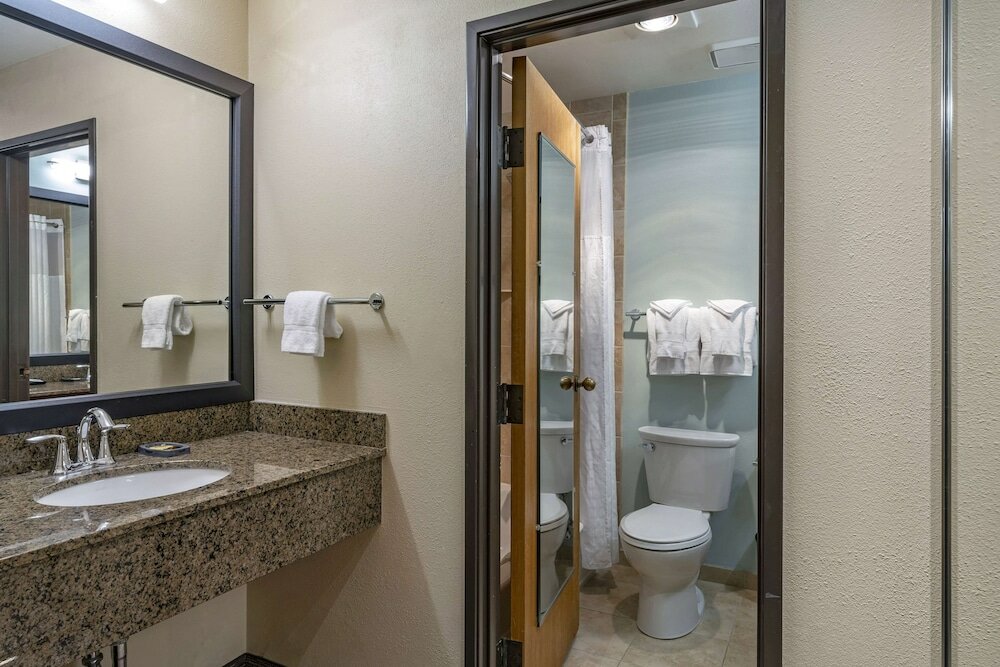 Фото Best Western Plus Hood River Inn