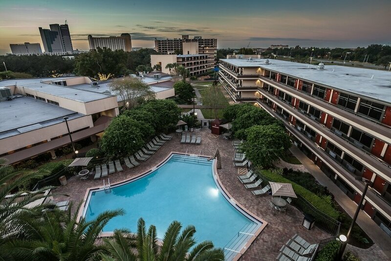 Гостиница Rosen Inn at Pointe Orlando в Орландо