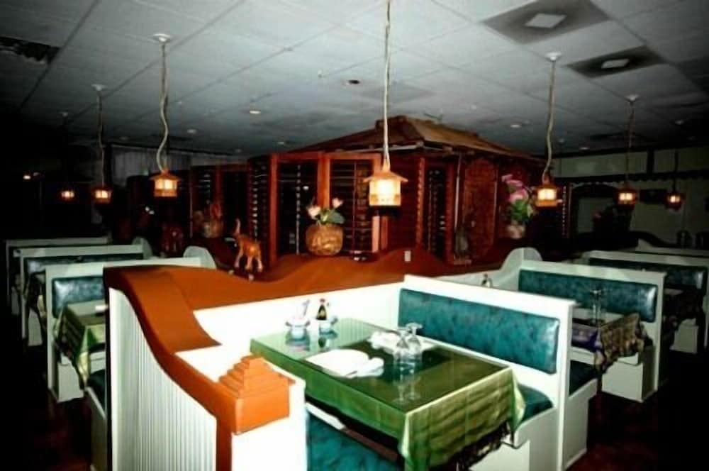 Фото A Victory Inn & Suites - Ann Arbor