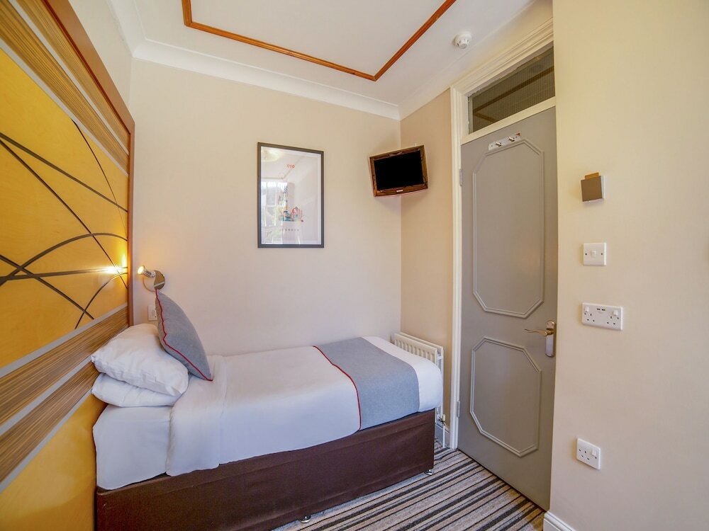 Фото Oyo Vegas Hotel