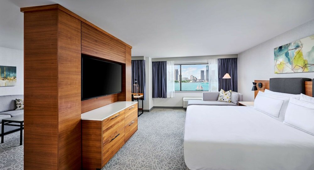 Фото Doubletree by Hilton Windsor