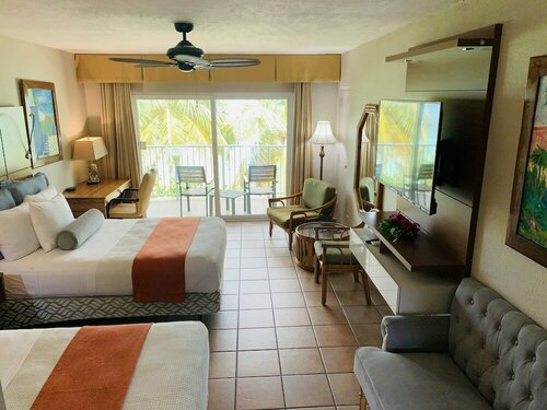 Гостиница Emerald Beach Resort