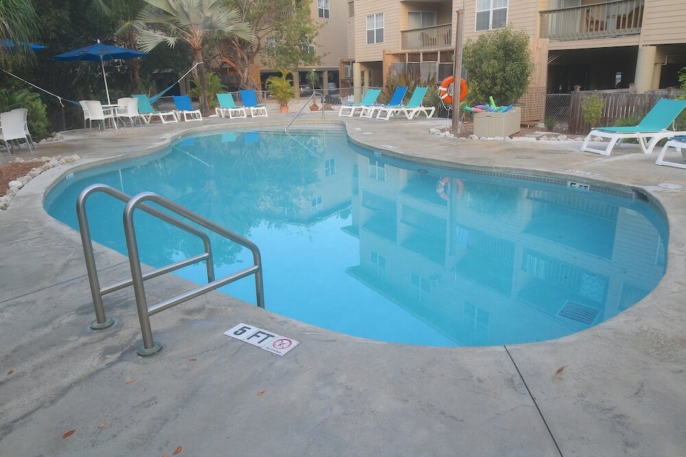 Фото Coconut Mallory Resort And Marina by Kees Vacations