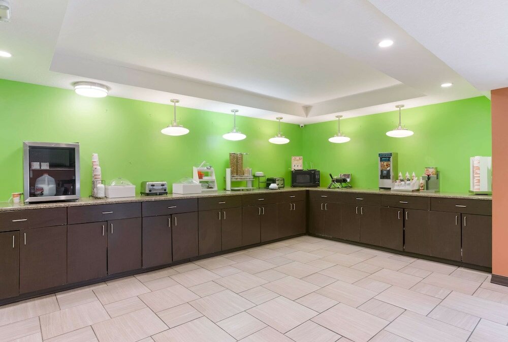 Фото Clarion Pointe