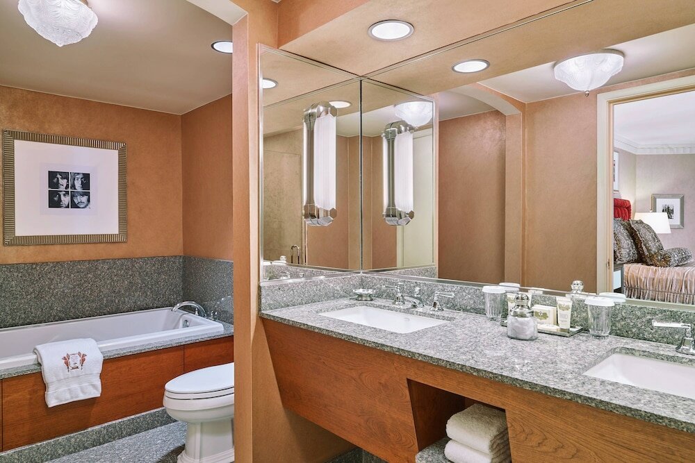 Фото Отель The Brown Palace Hotel and Spa