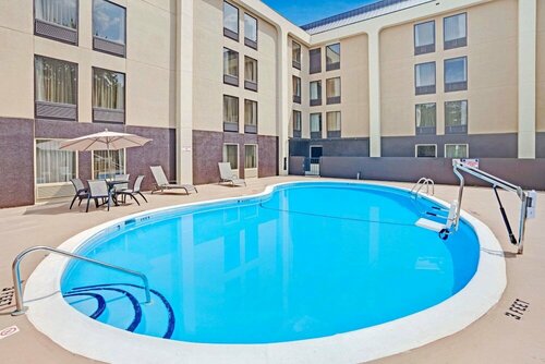 Гостиница Wyndham Garden Charlotte Executive Park в Шарлотте