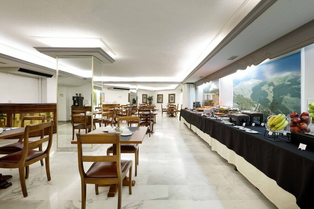 Фото Hotel Exe Triunfo