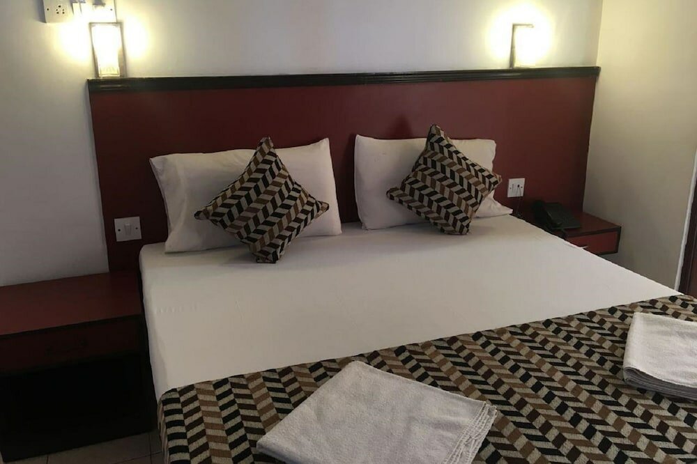 Фото Hotel Chandrageet