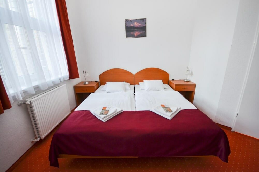 Фото Broadway City Guesthouse