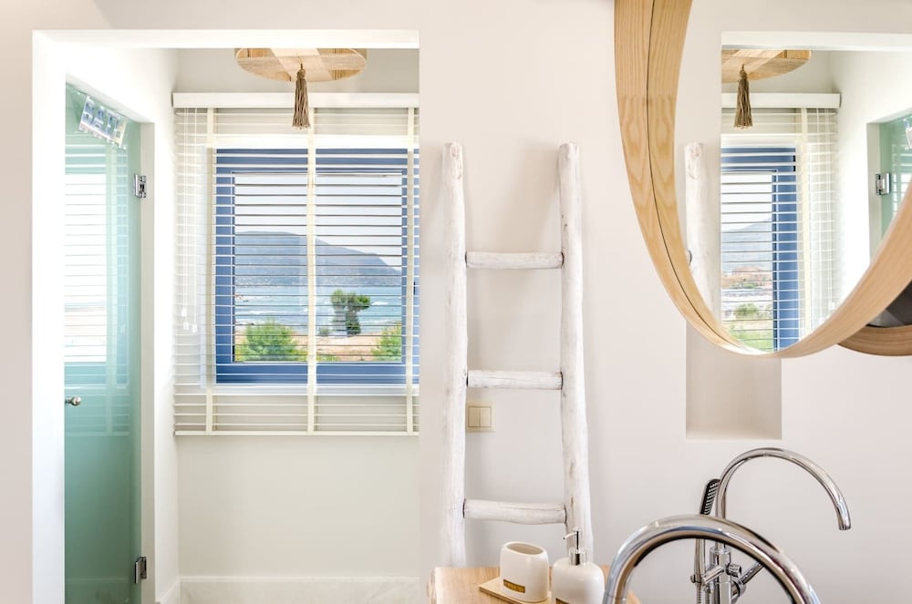 Фото Pyrgos Blue