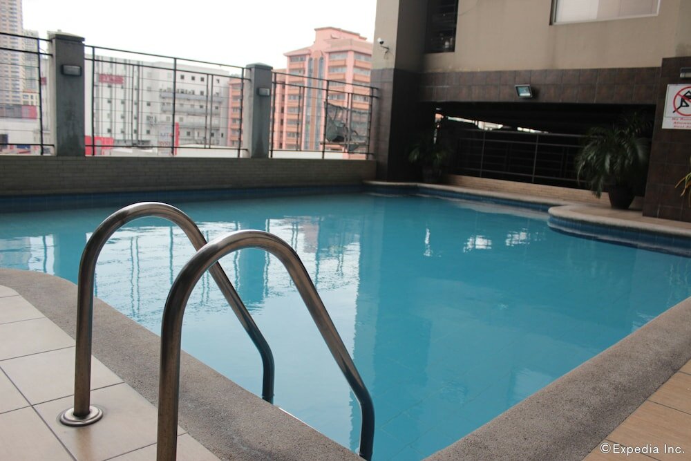 Фото Shaw Residenza Suites