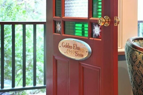 Гостиница Belgrave Bed and Breakfast в Виктории