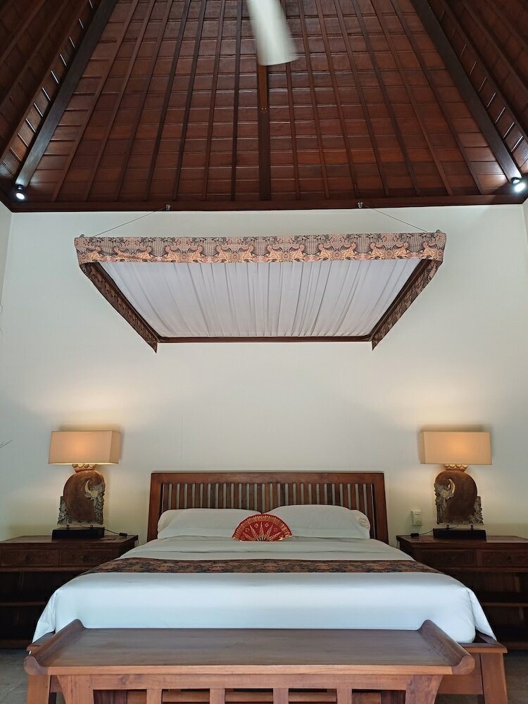 Фото Aloka Bahari Villas