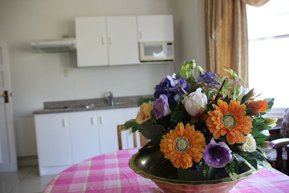 Фото Parnell City Lodge