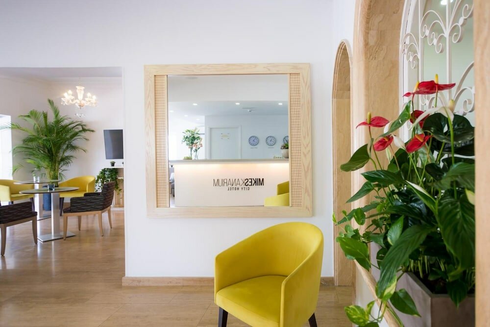 Фото Mikes Kanarium Hotel