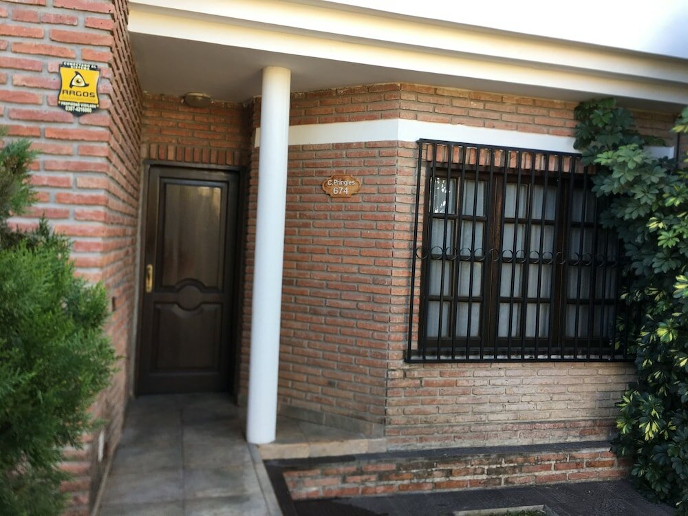 Фото Beautiful House 2 to 9 People