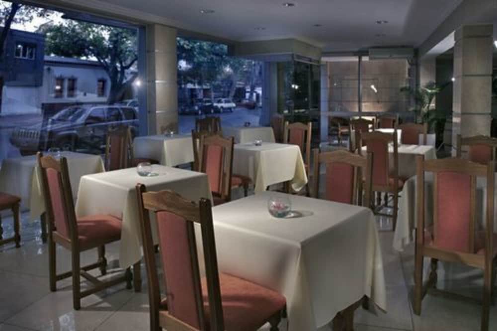 Фото Condor Suites Apart Hotel