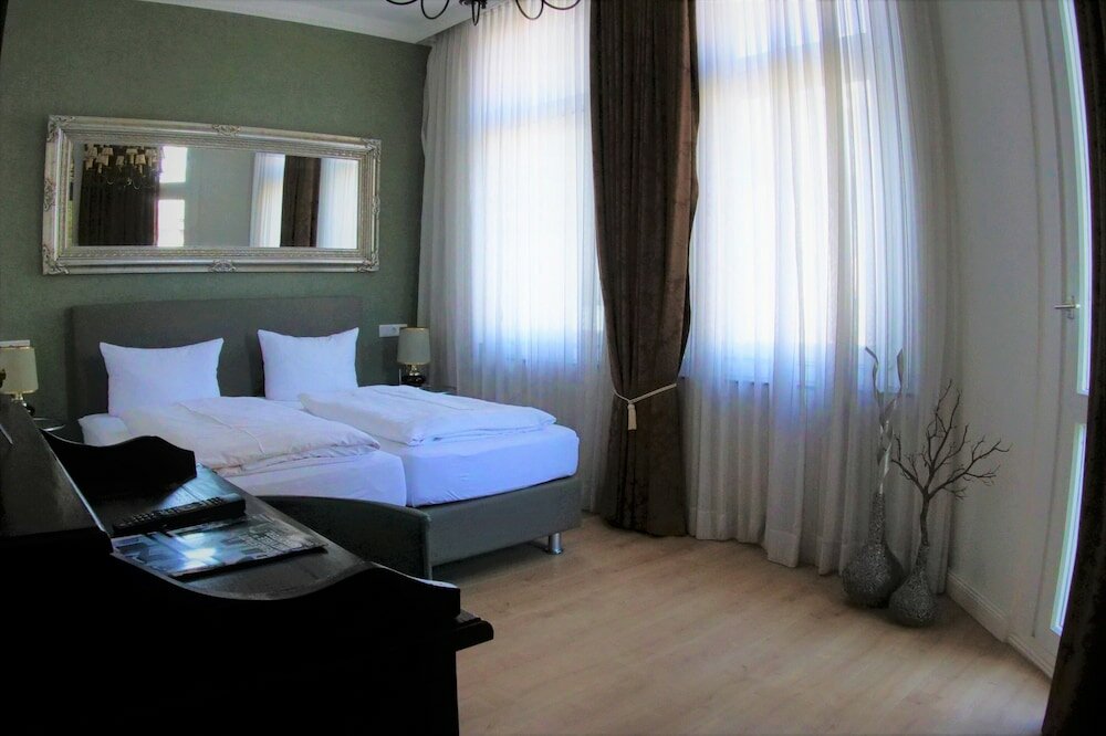 Фото Hotel Burgund