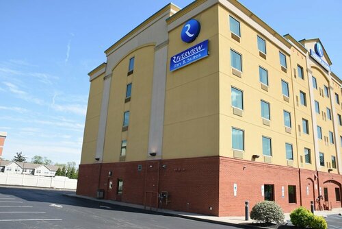 Гостиница Best Western Riverview Inn & Suites