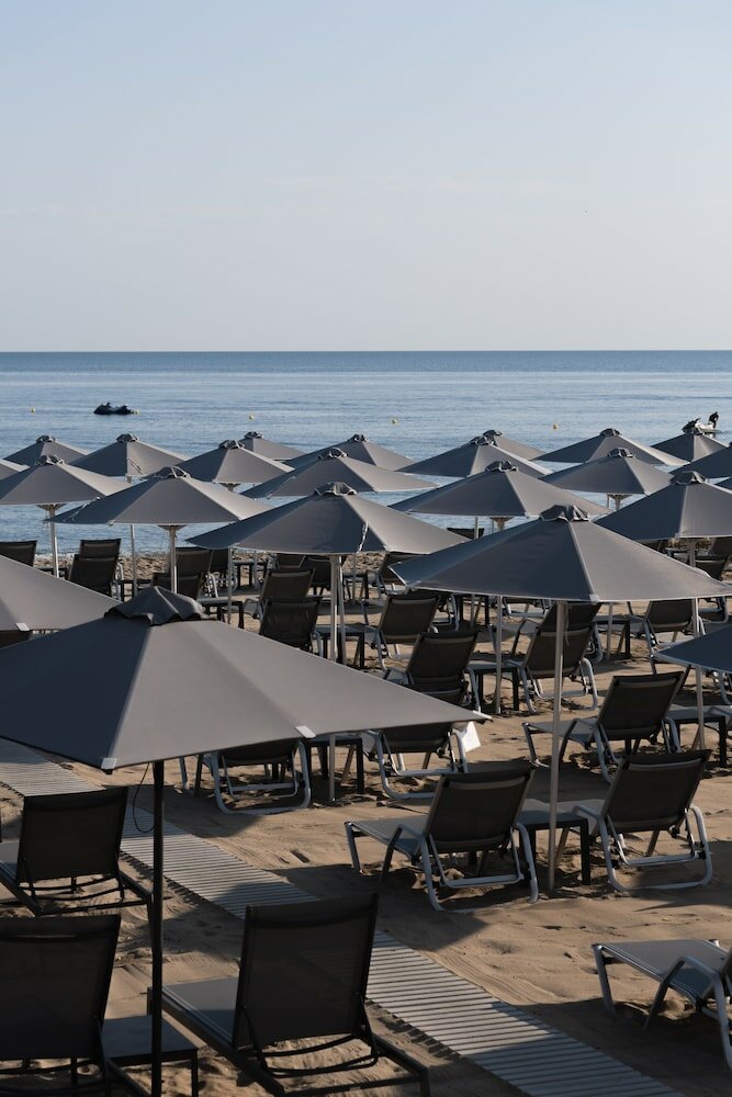 Фото Bio Suites Hotel