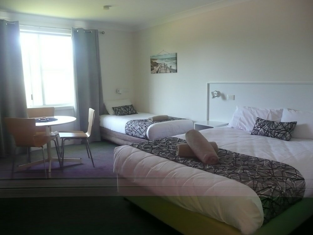 Фото Rosebourne Gardens Motel