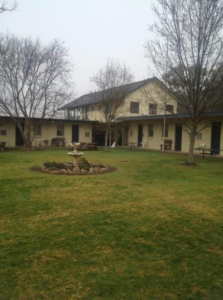 Фото Jugiong Motor Inn