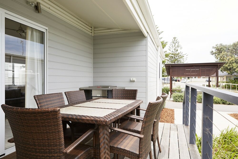 Фото Nrma Stockton Beach Holiday Park