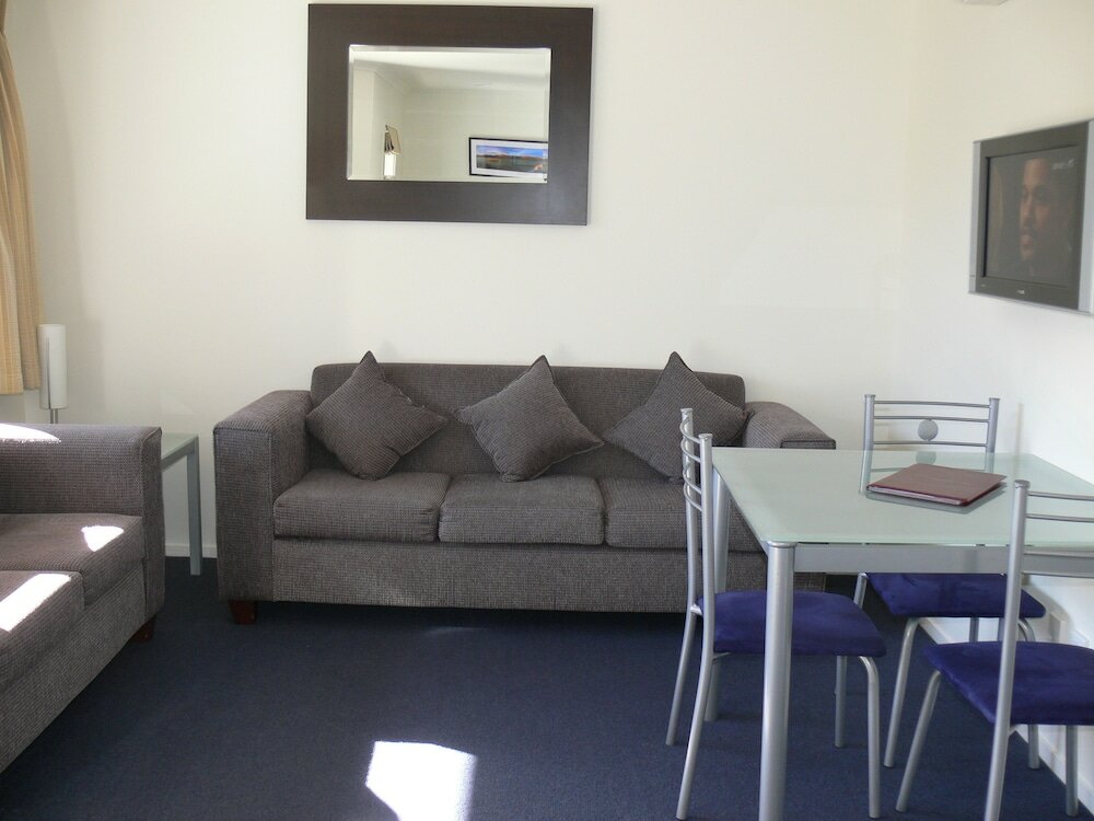 Фото Claremonte Motor Lodge