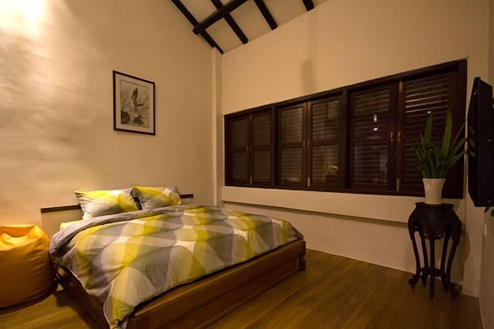 Фото Palm Mansion Boutique Suites